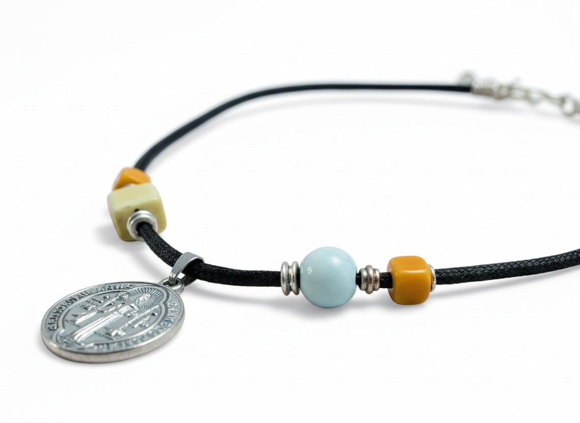 Collar San Benito Luz en la Noche