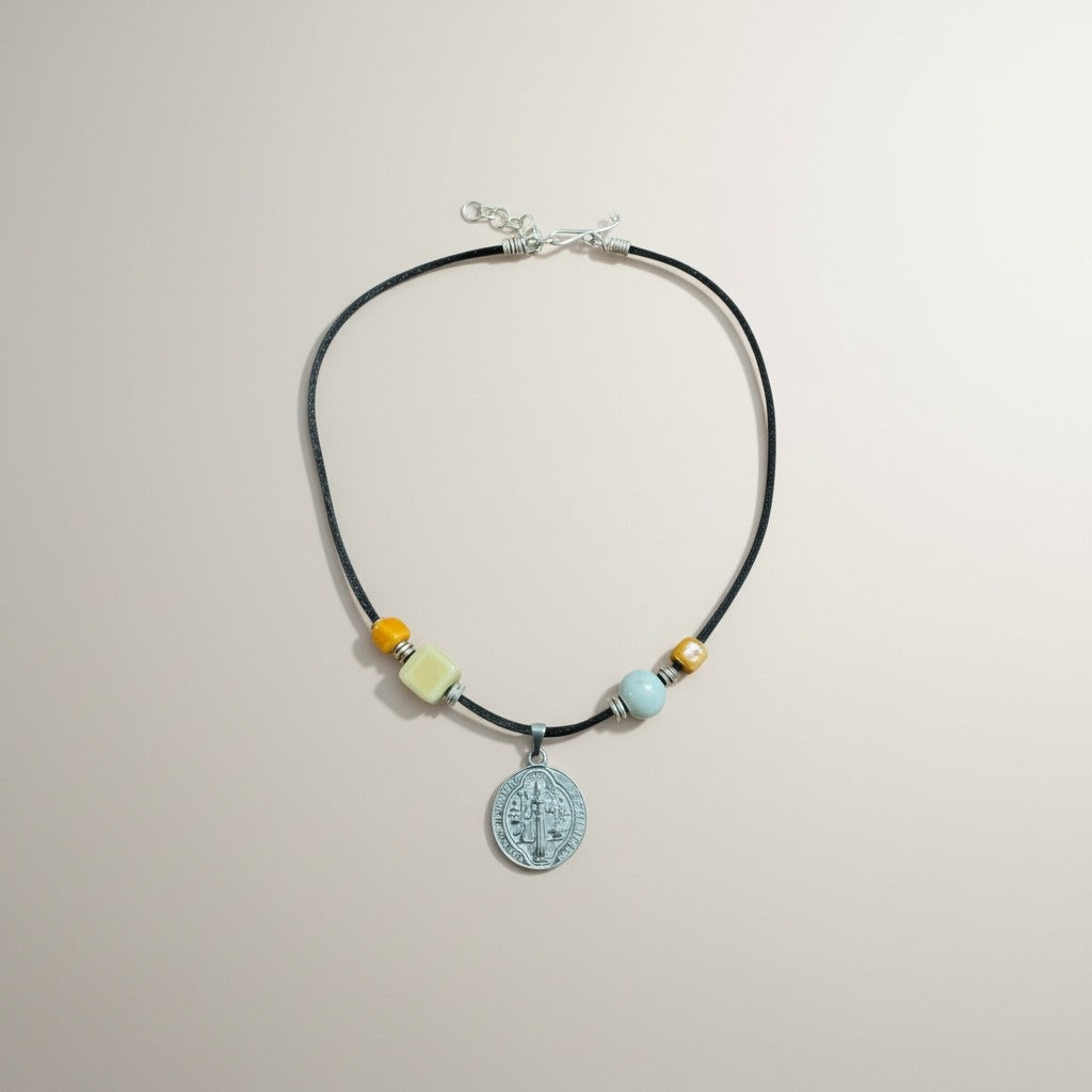 Collar San Benito Luz en la Noche