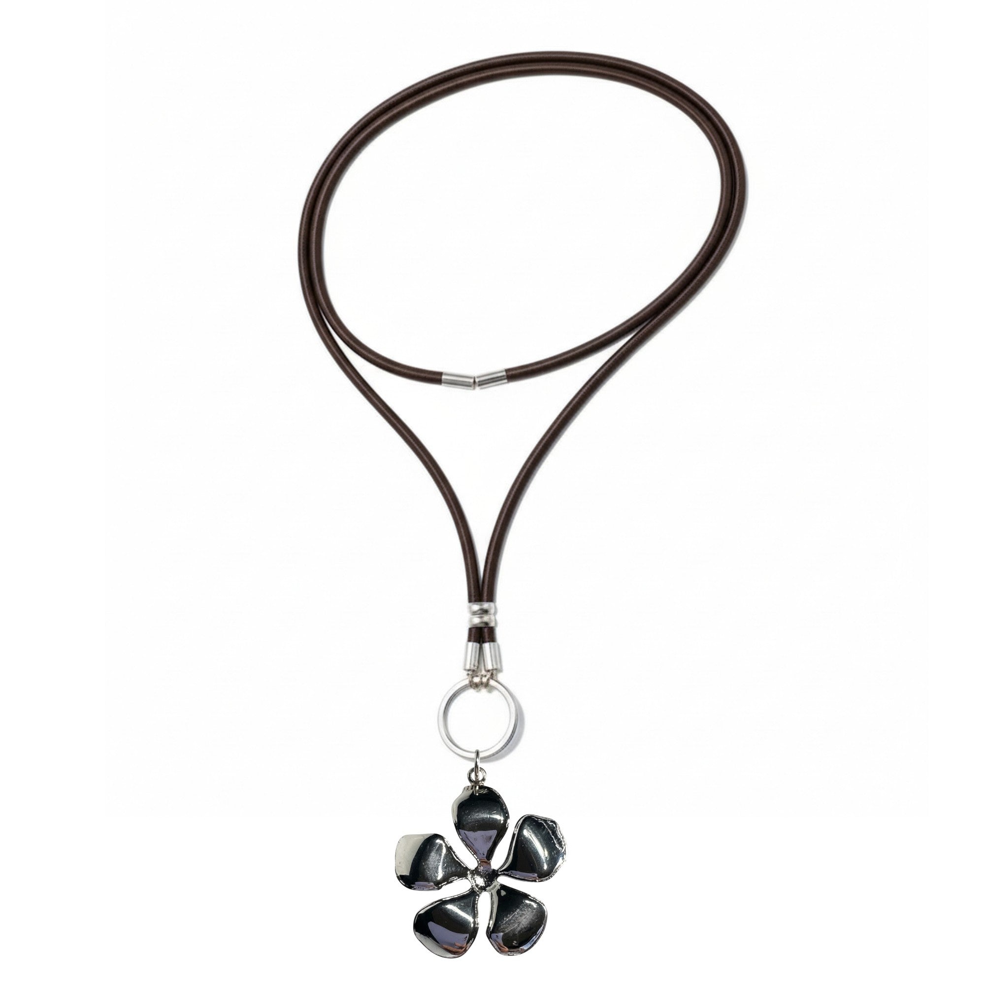 COLLAR DE SEDA CON FLOR SAKURA