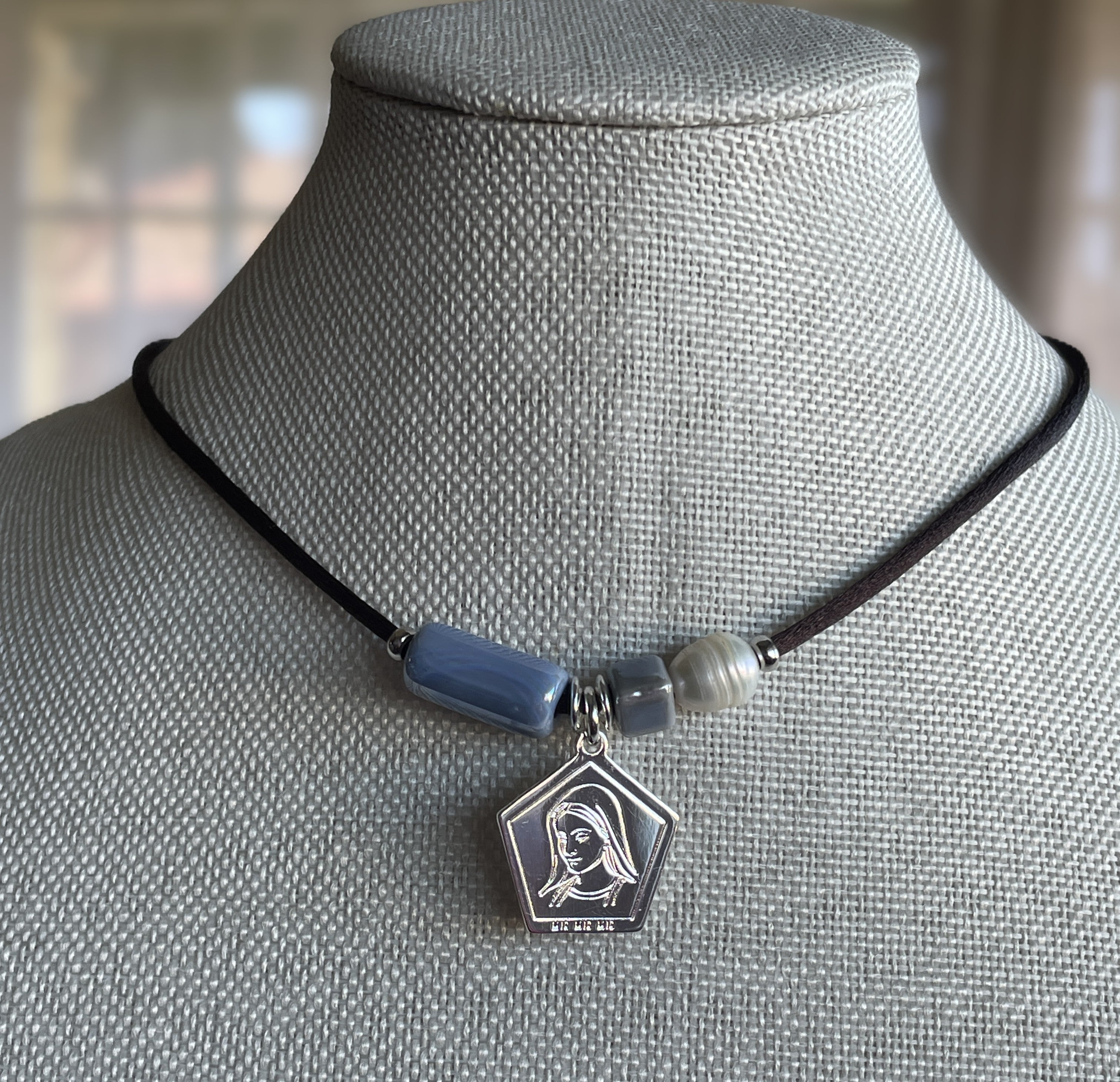 ¡PAZ, PAZ, PAZ! En Marcha · Azul Manto María